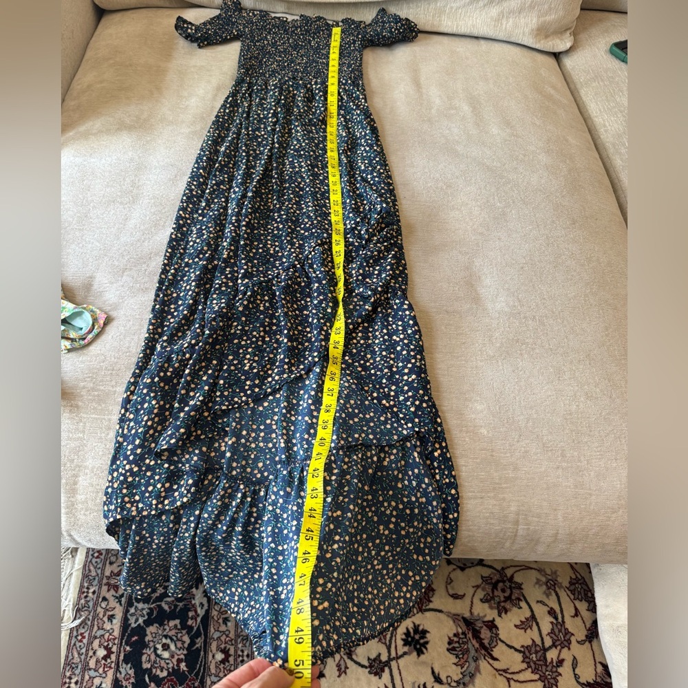 mi Ami Women’s S Navy Floral Off-Shoulder Smocked Maxi Dress - Picture 8 of 8